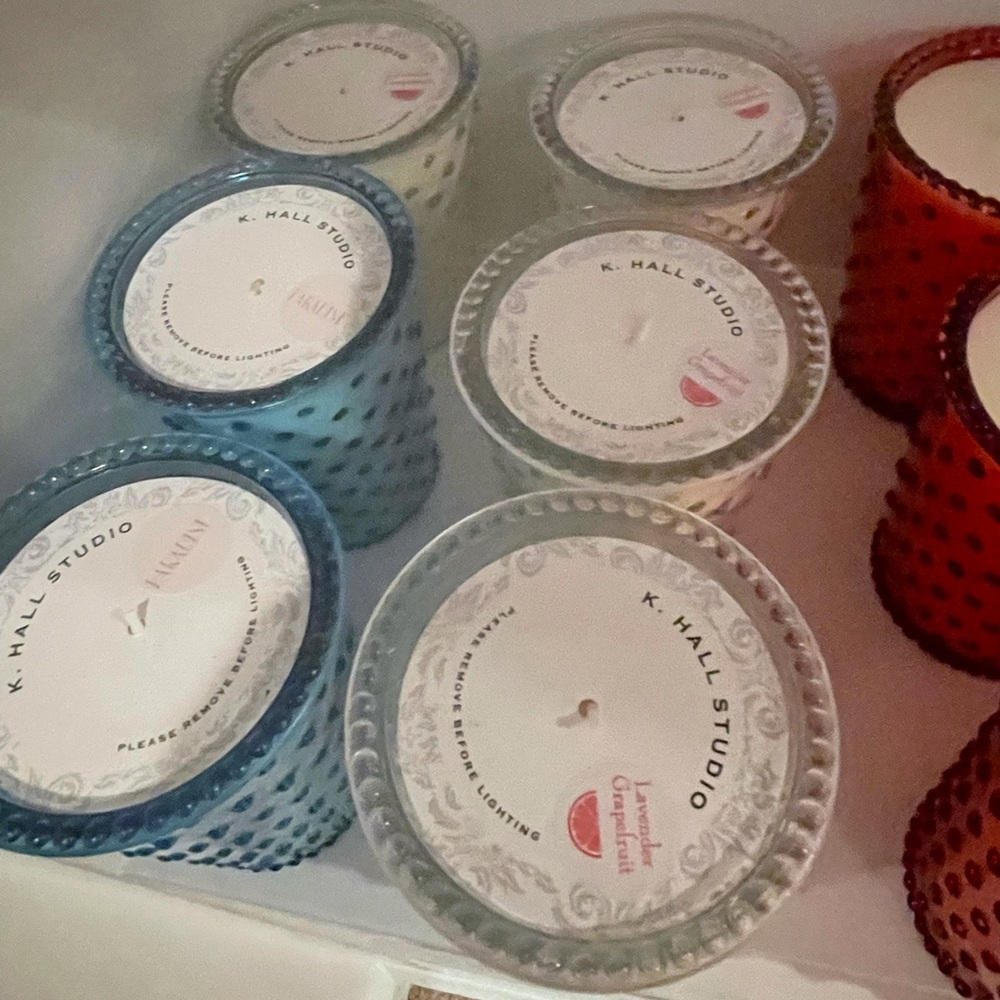 Lavender & Grapefruit Hobnail Glass Candle - NWT - Picture 9 of 15